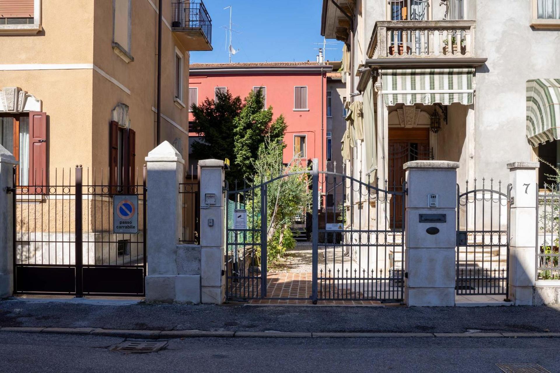 Residenza Grazioli 2 Ξενοδοχείο Βερόνα Εξωτερικό φωτογραφία